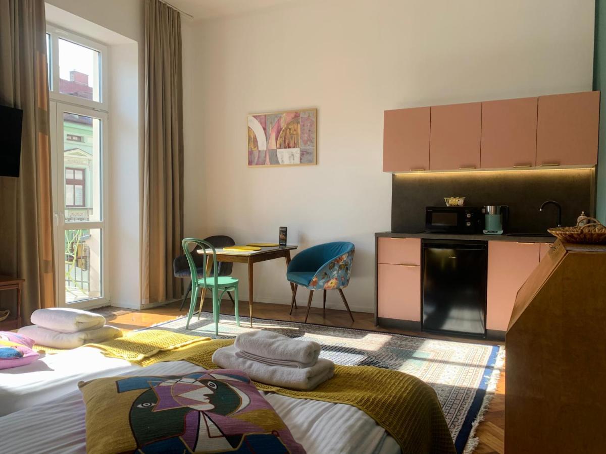 Apartamenty Piotrkowska 28 By Good Time Łódź Buitenkant foto
